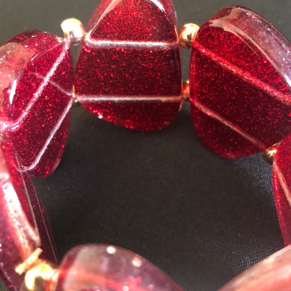 Style & Co Red Glitter Bead/Resin Stretch Bracelet - Picture 6 of 8